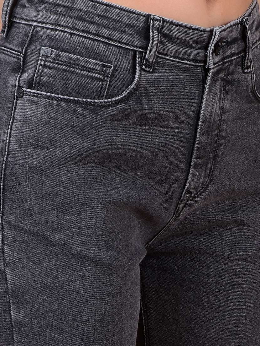women solid mid rise straight fit jean - 21986036 -  Standard Image - 6