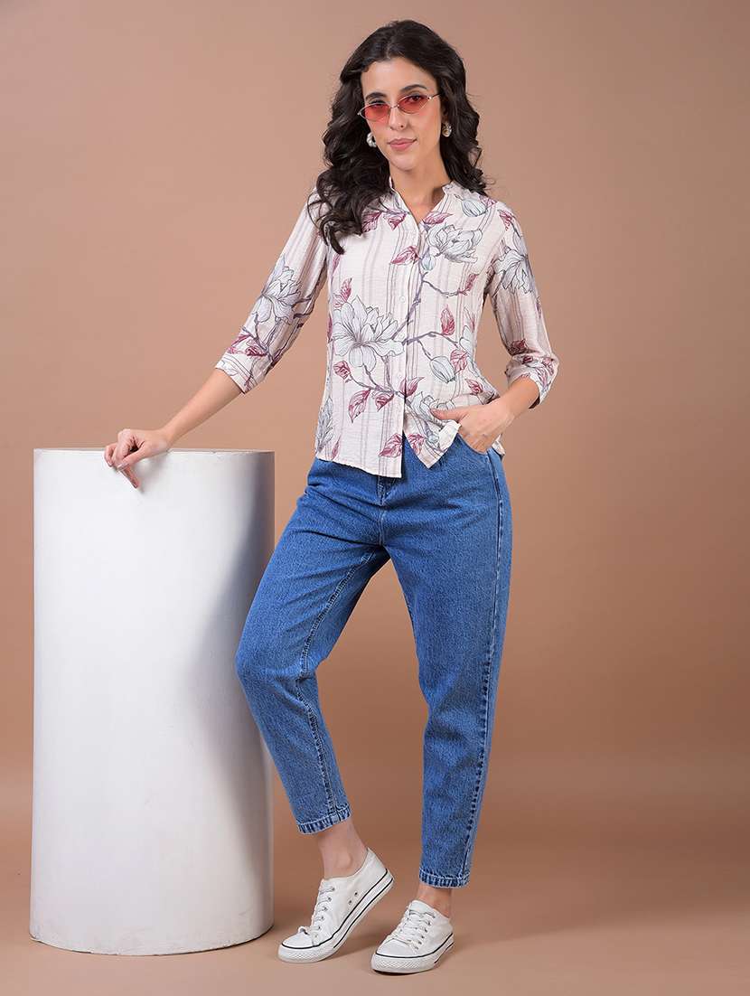 women printed three quarter sleeve collared shirt - 21986072 - Standard Image - 4