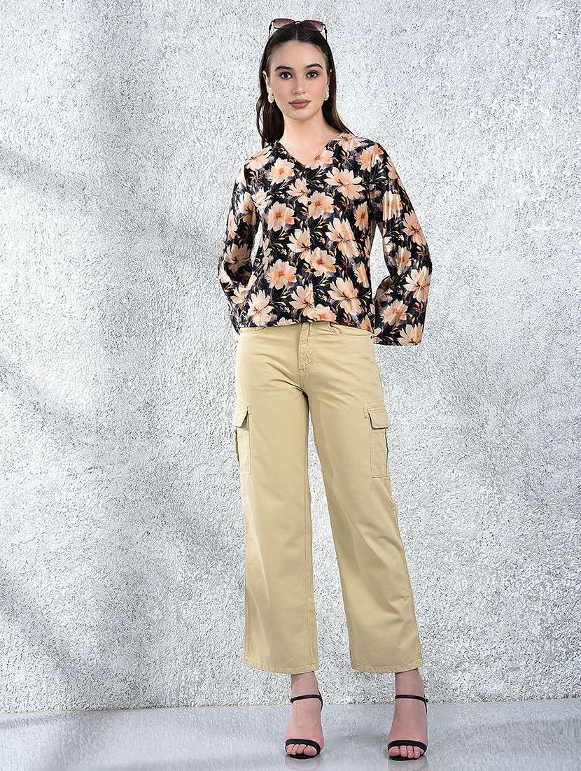women floral print bell sleeve regular top - 21986146 -  Standard Image - 4