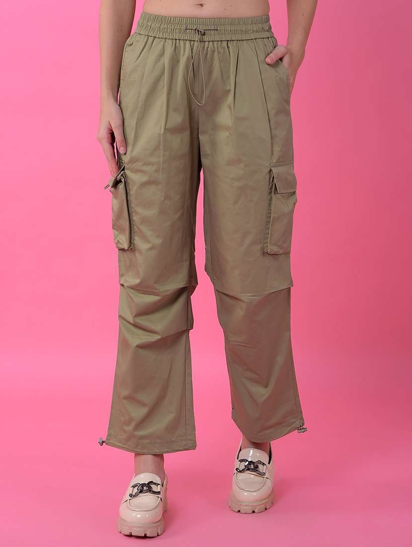 wome solid mid rise relaxed fit cargo