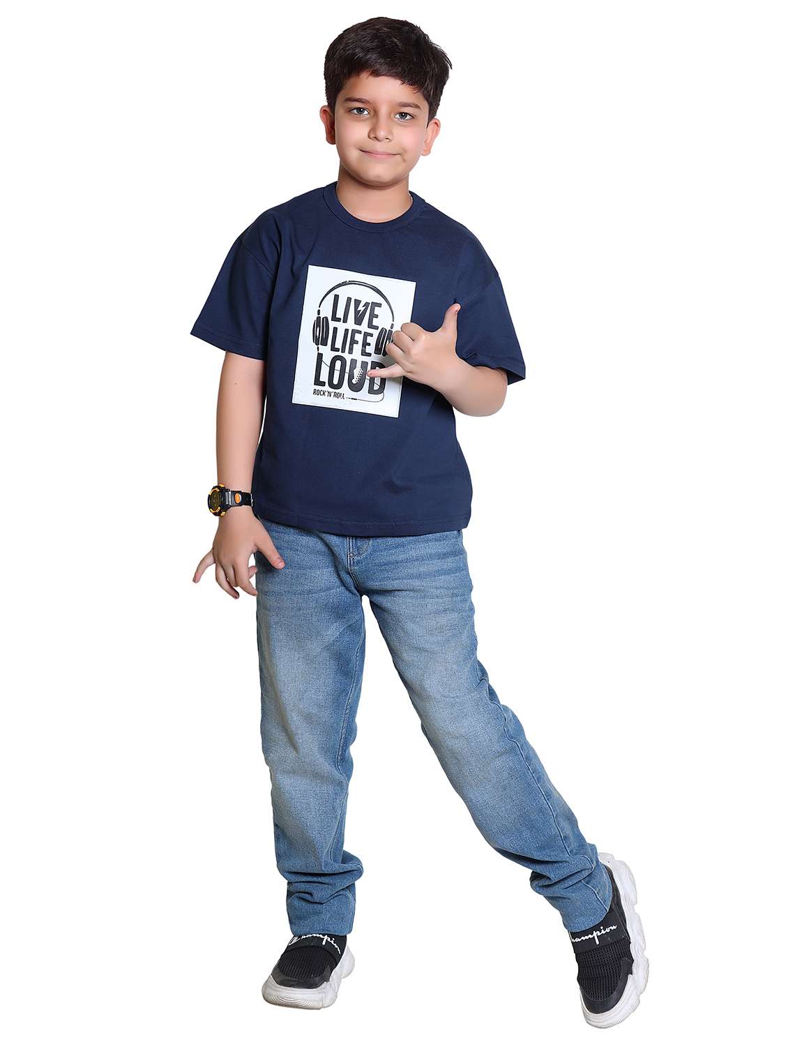 boys printed short sleeve loose fit t-shirt - 21986232 -  Standard Image - 4