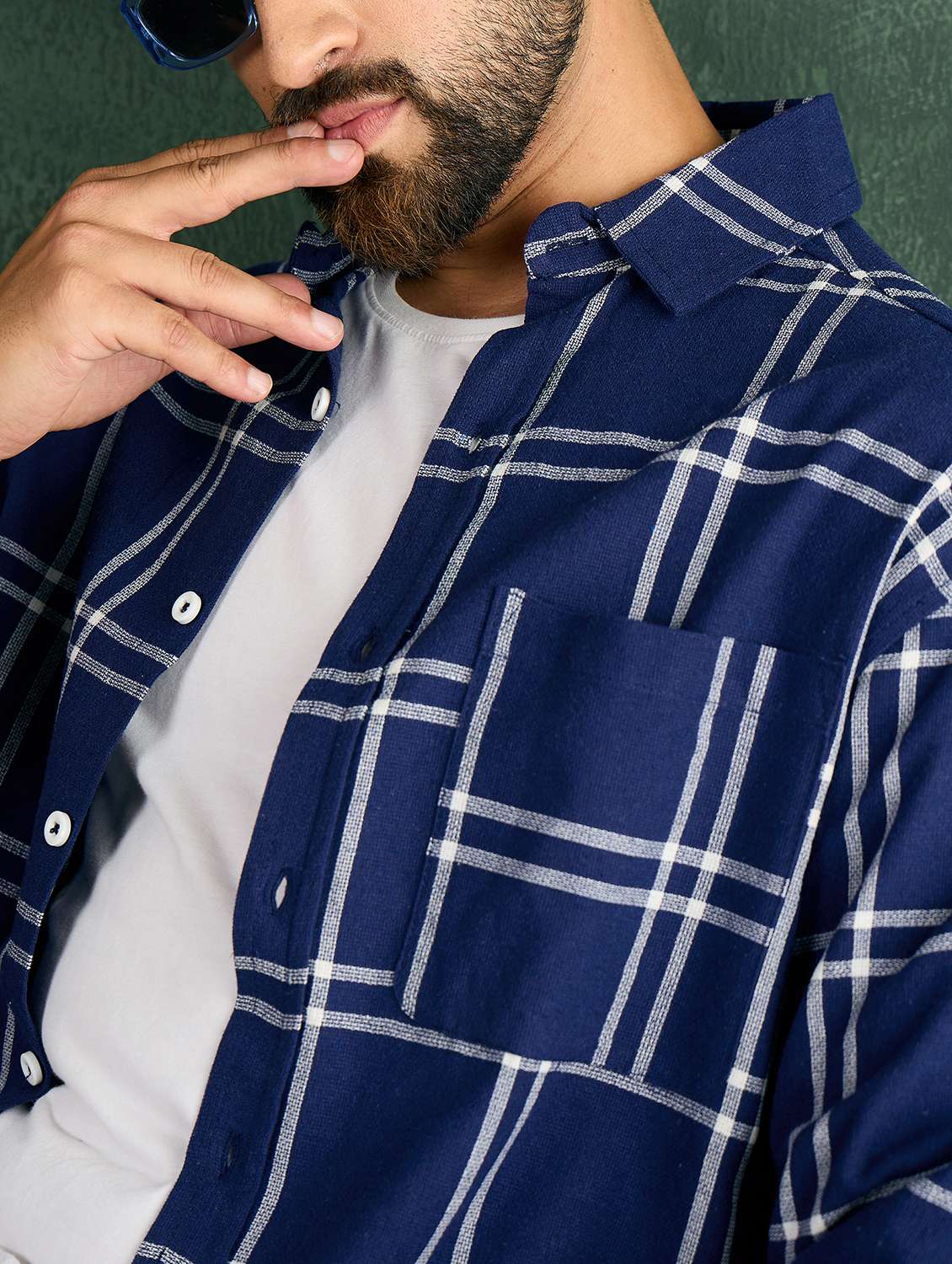 men checkered collared loose fit shirt - 21986237 - Standard Image - 4