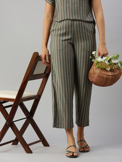 women geometric print mid rise straight palazzo - 21986258 - Standard Image - 0
