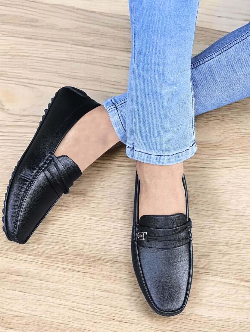 men black slip on loafer - 21986310 -  Standard Image - 1
