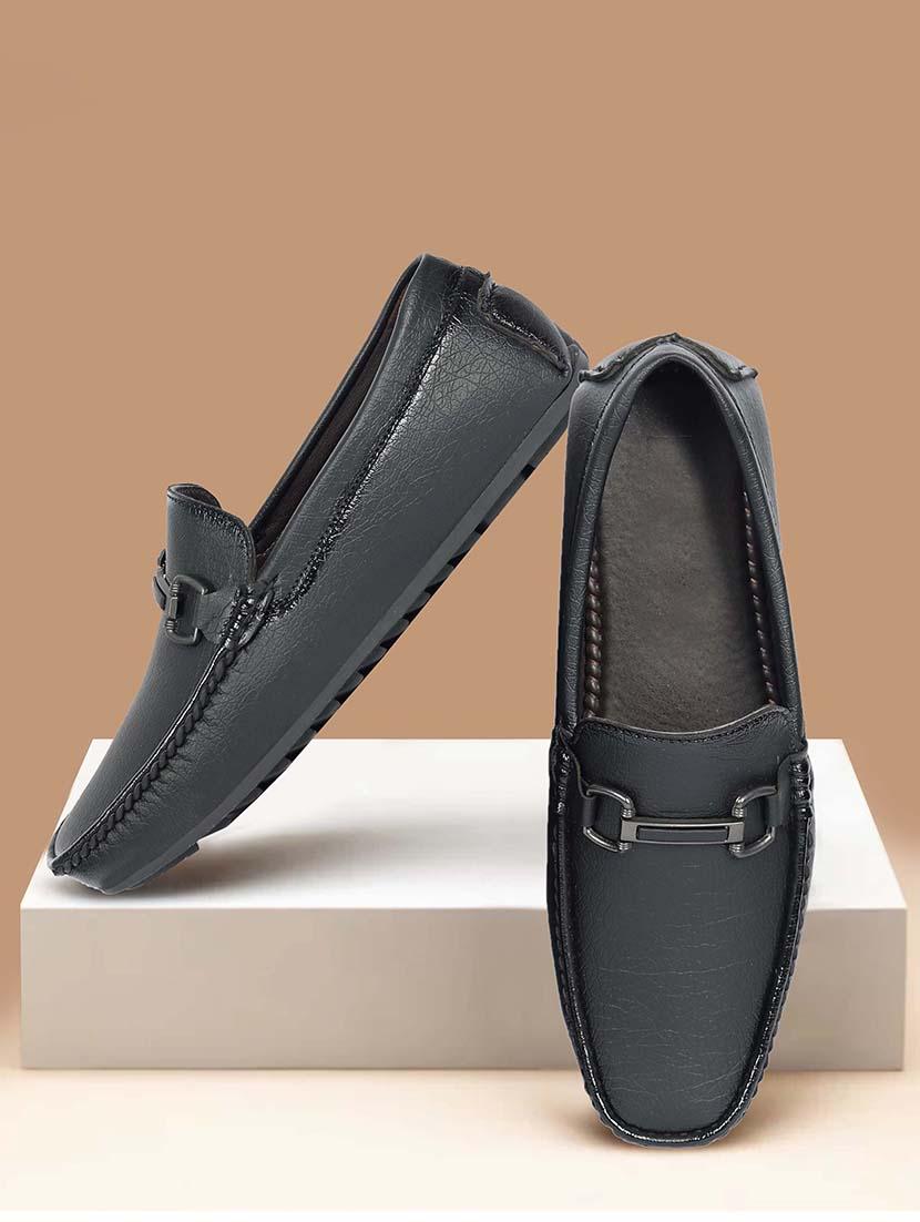 men slip on horsebit loafer - 21986315 -  Standard Image - 1