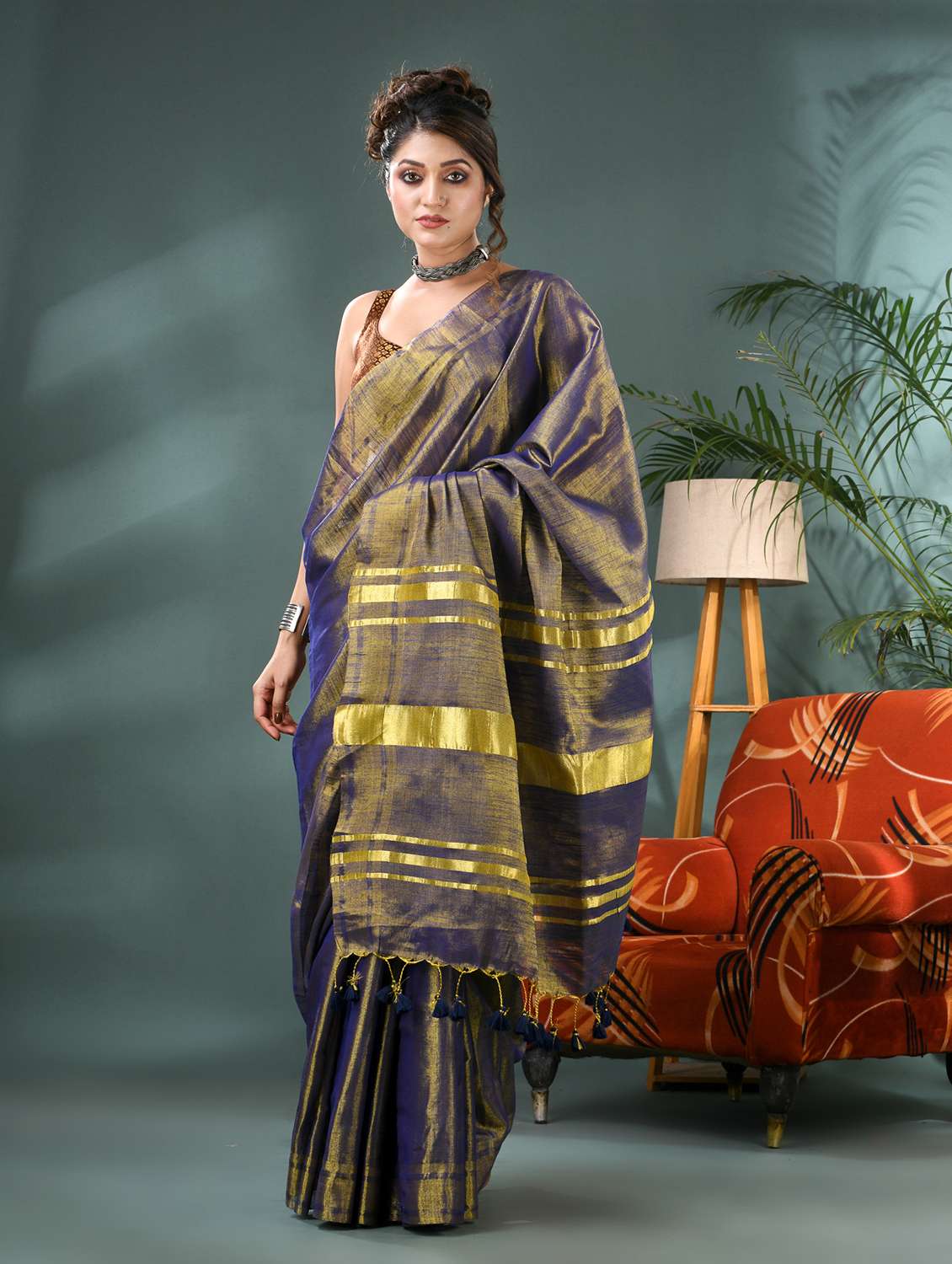 women solid plain saree with blouse - 21986598 -  Standard Image - 1