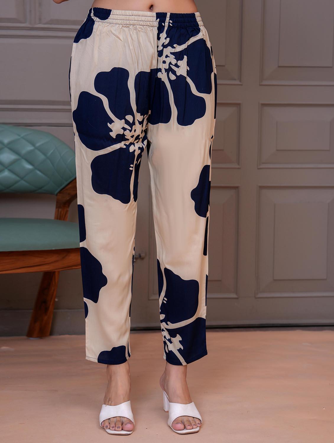 women bandhani print sleeveless kurta and pant set - 21986711 - Standard Image - 4