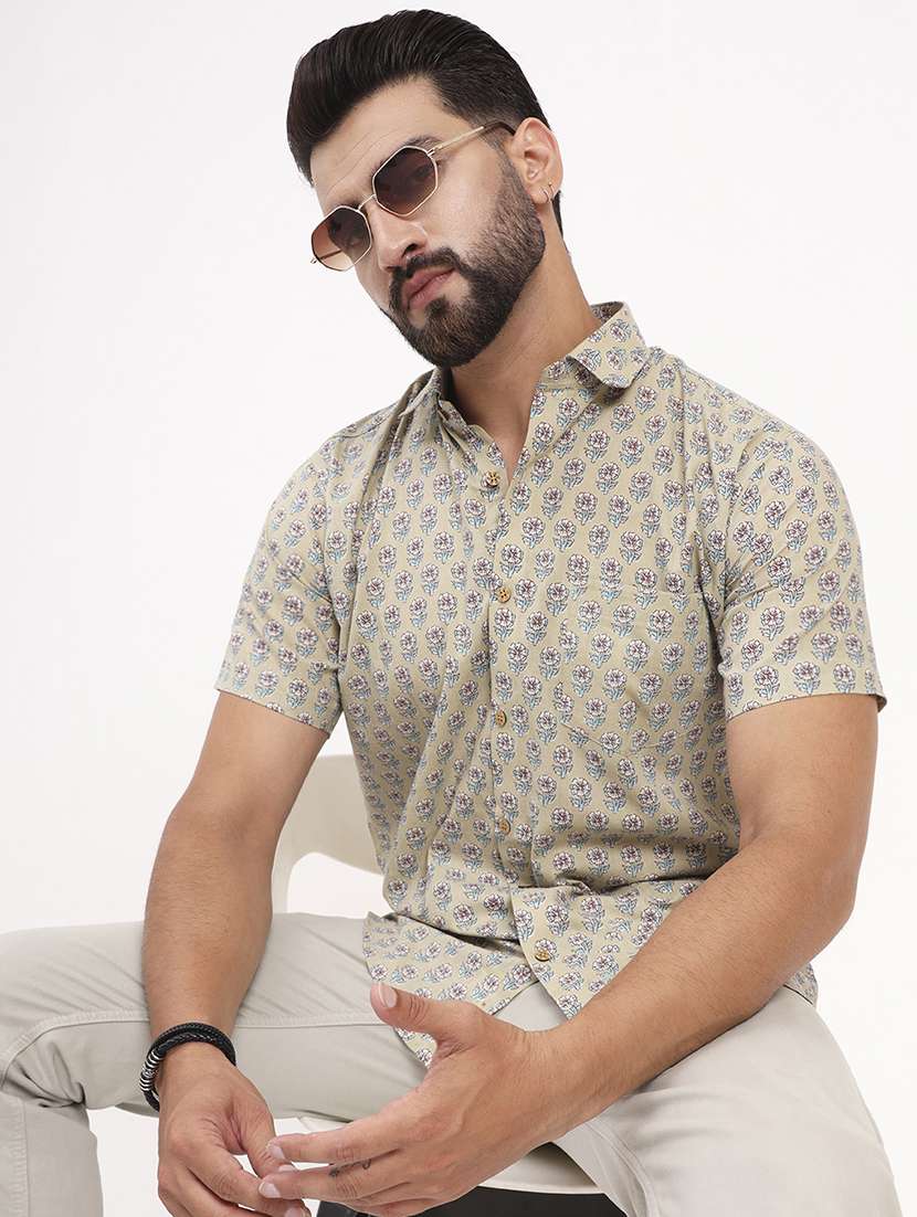 men printed short sleeve regular fit casual shirt