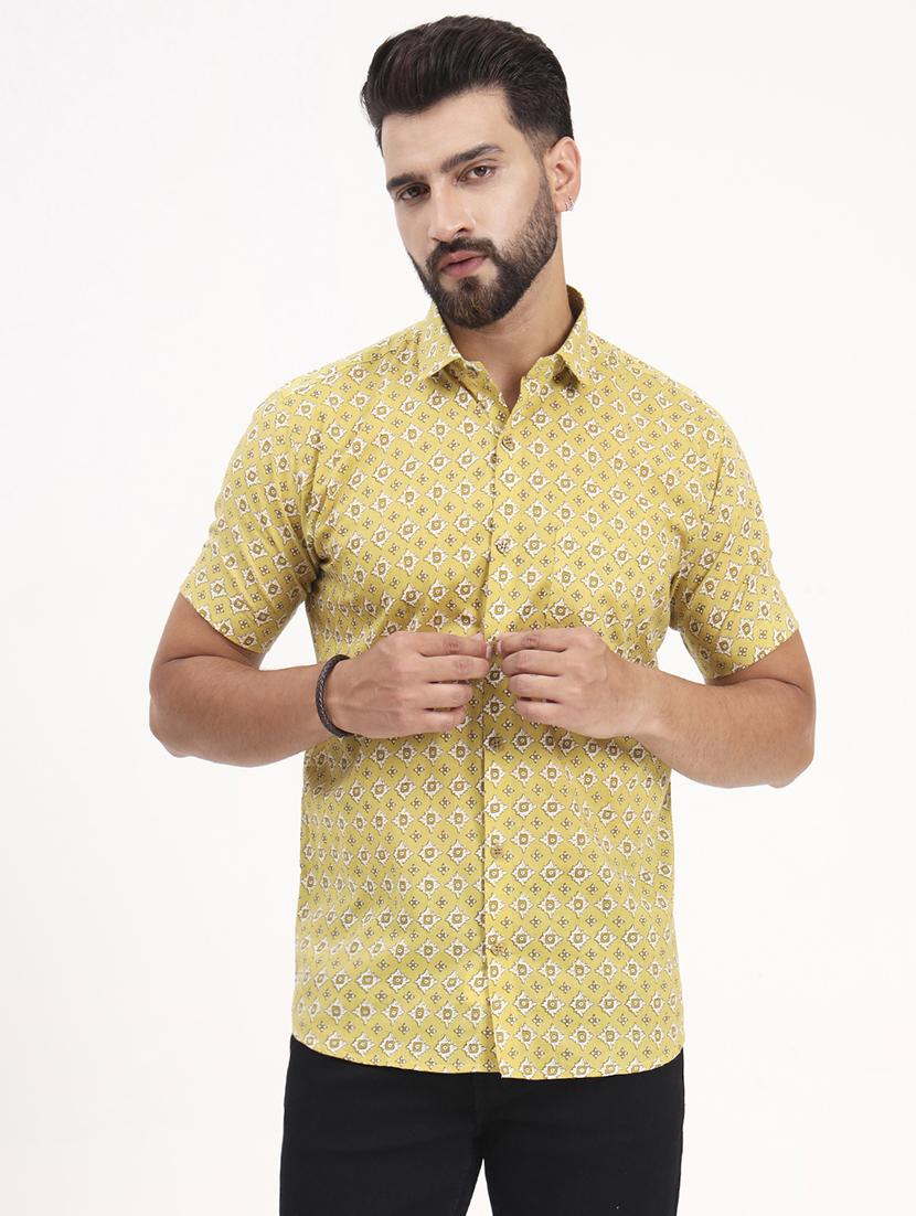 men printed short sleeve regular fit casual shirt - 21986734 - Standard Image - 1