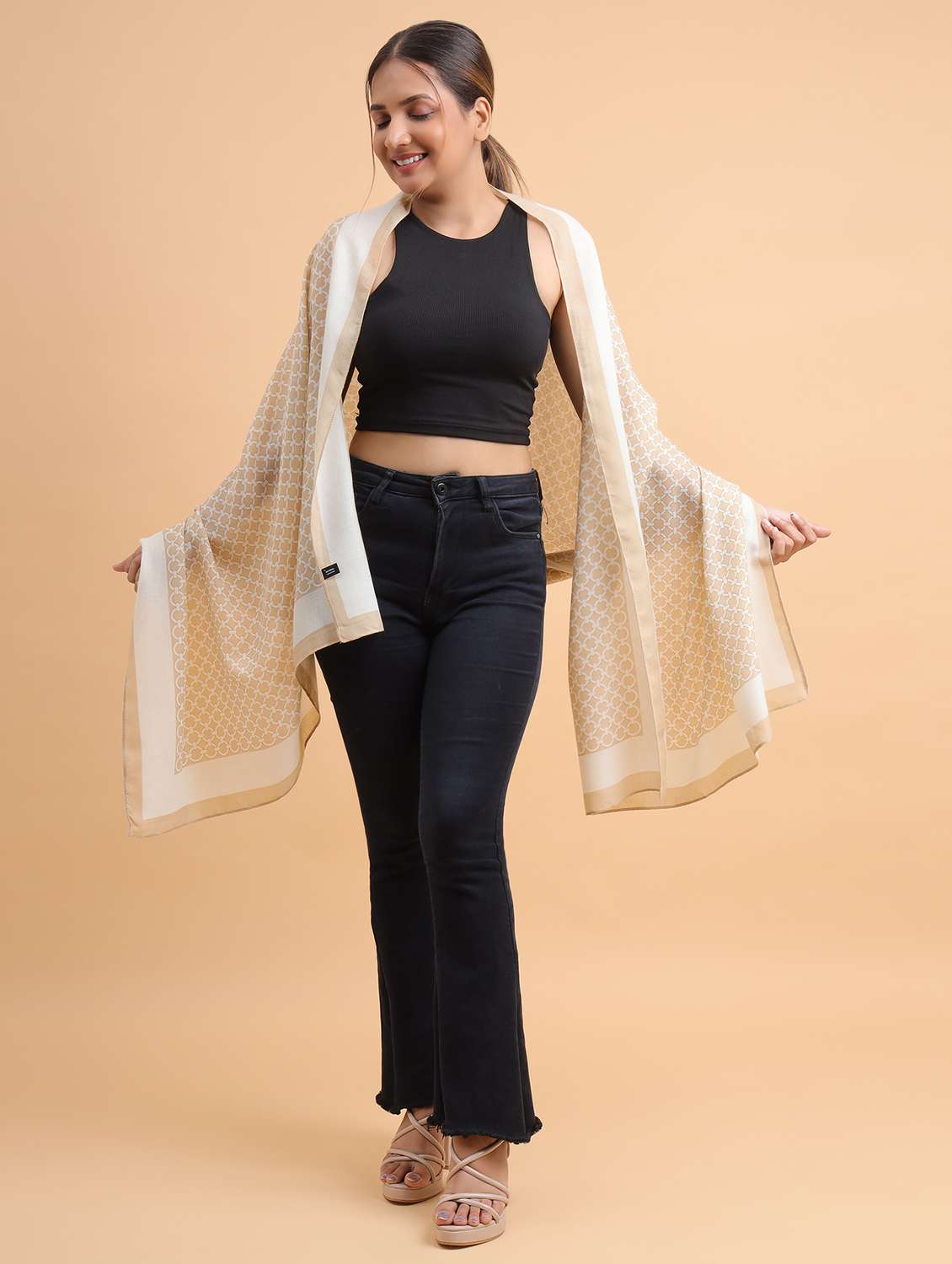 women beige geometric print casual scarf - 21986804 -  Standard Image - 4