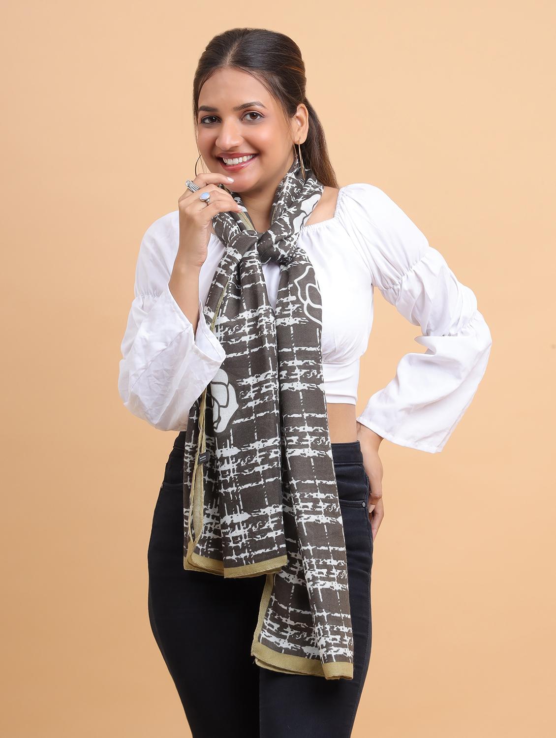 women printed viscose scarf - 21986814 - Standard Image - 4
