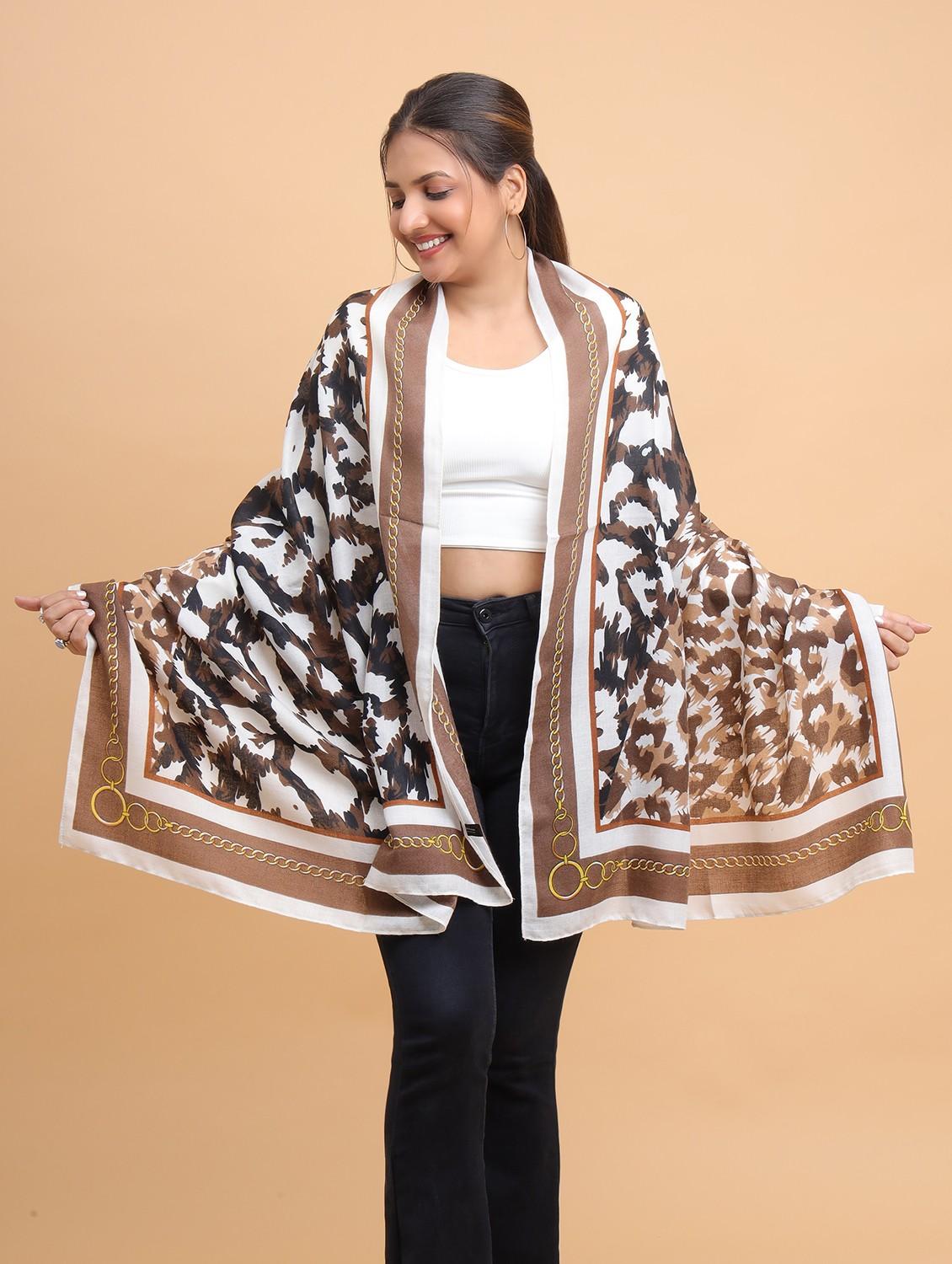 printed women scarf - 21986818 - Standard Image - 4