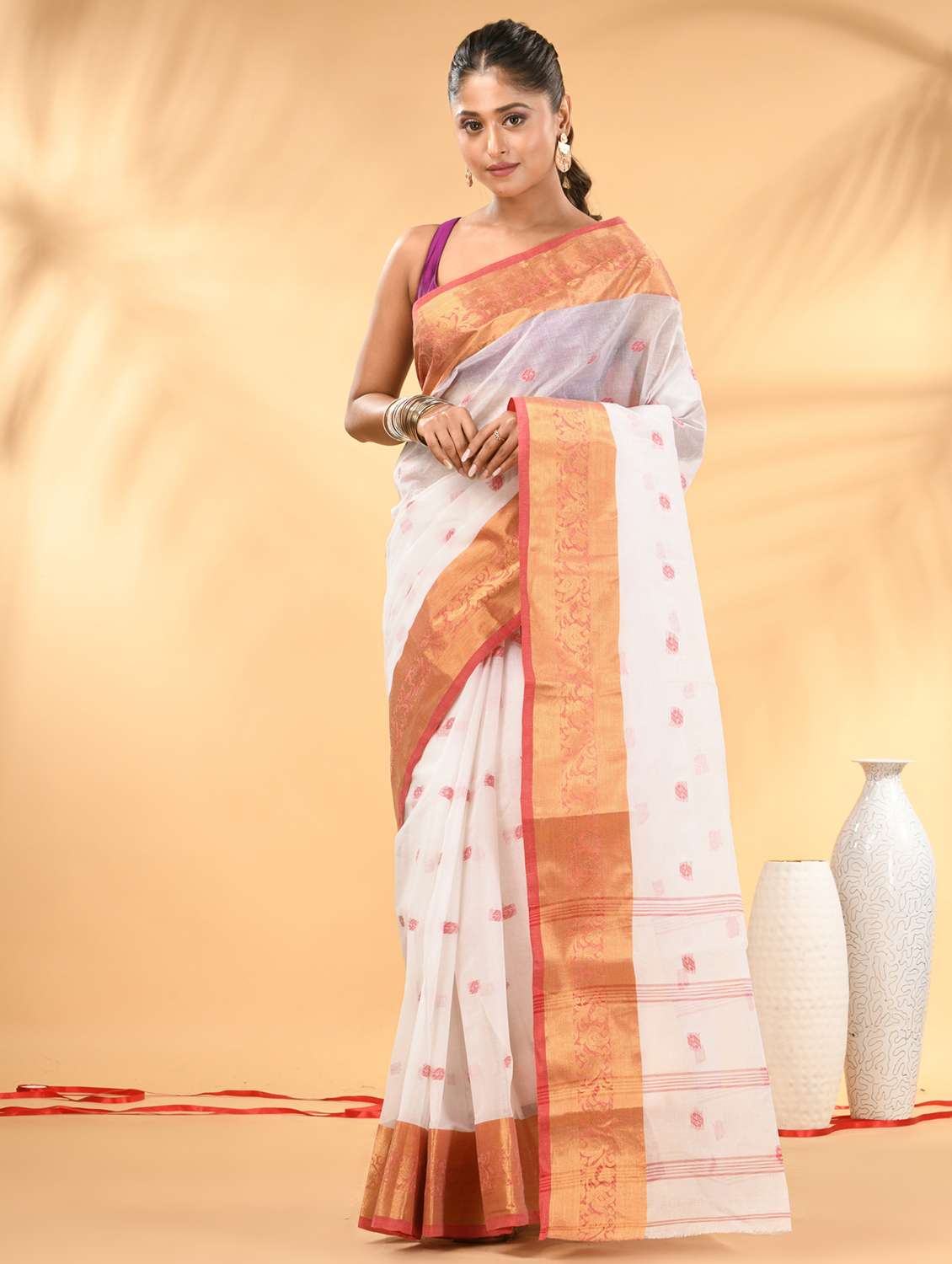 women self design tant saree