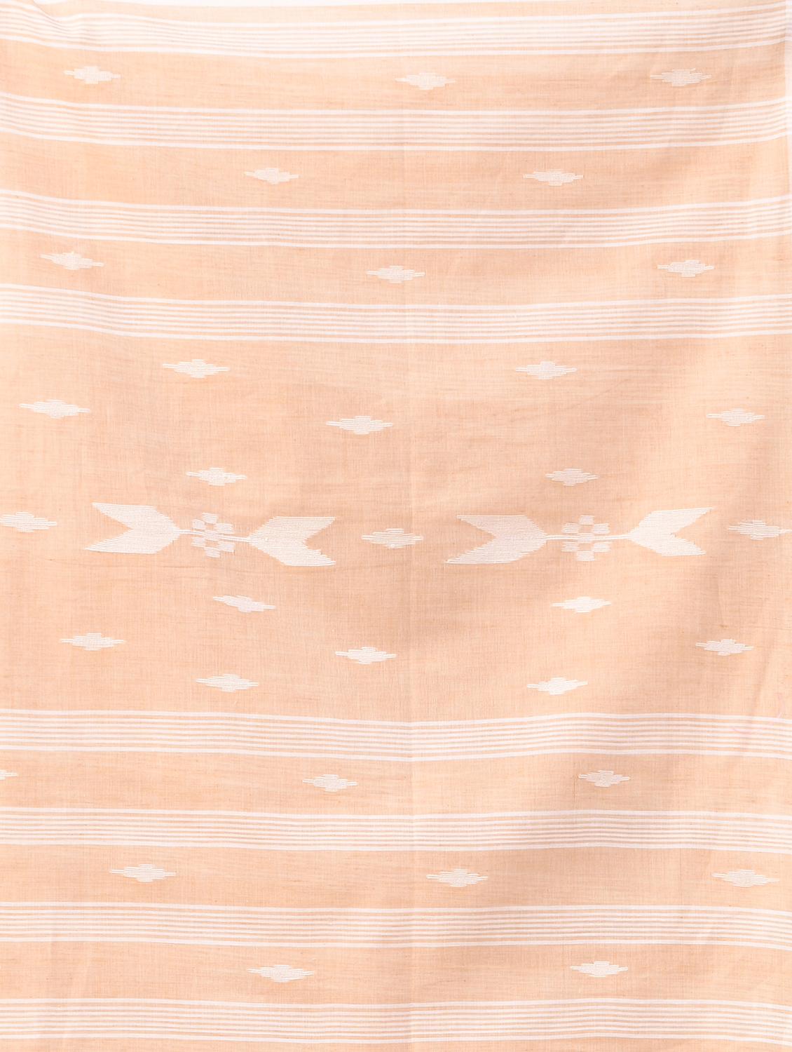 women striped handloom saree with blouse - 21986955 - Standard Image - 4