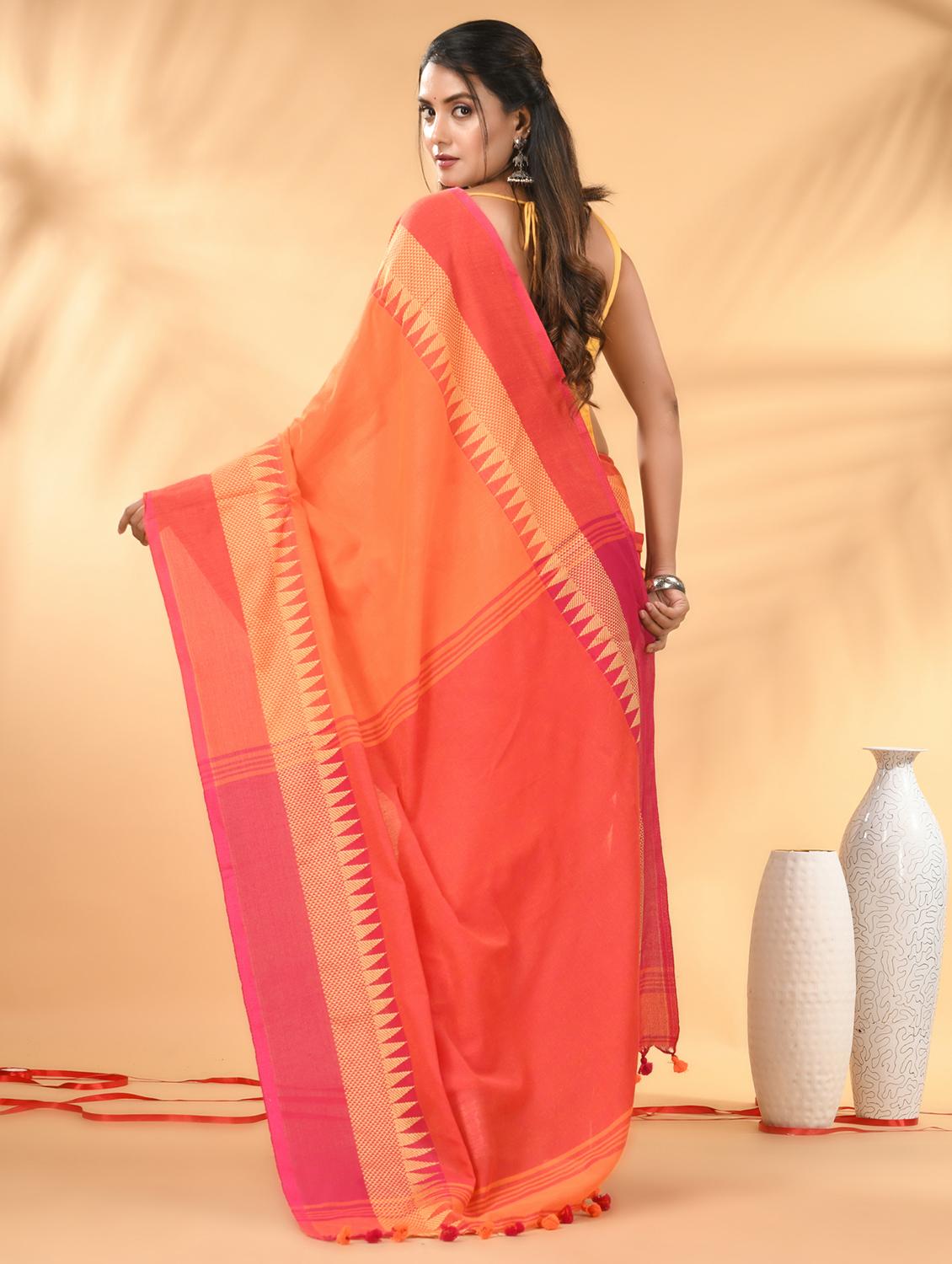 women solid with bordered handloom saree with blouse - 21986963 -  Standard Image - 1