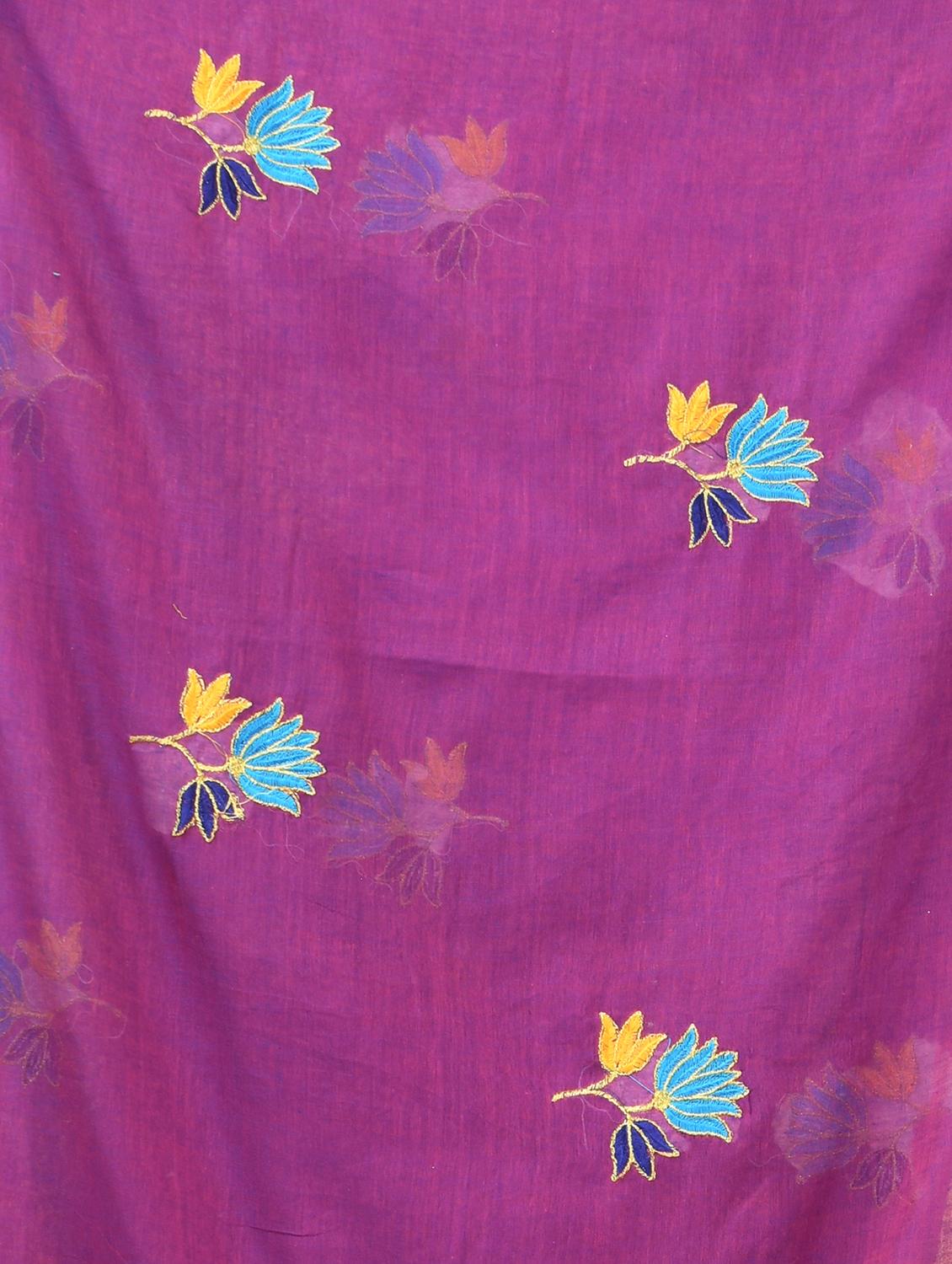 women floral embroidered handloom saree - 21987013 - Standard Image - 4