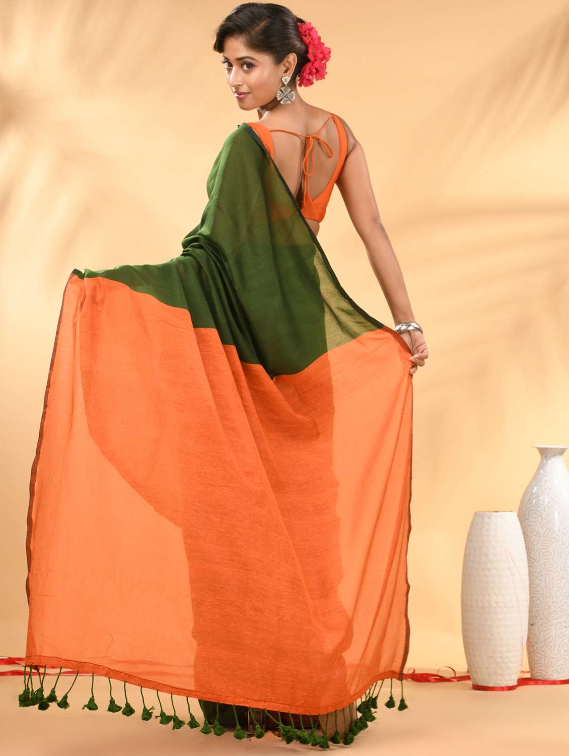 women solid handloom saree with blouse - 21987021 -  Standard Image - 1