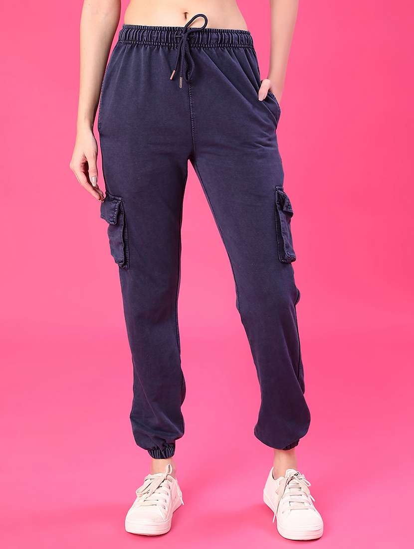 women solid mid rise jogger