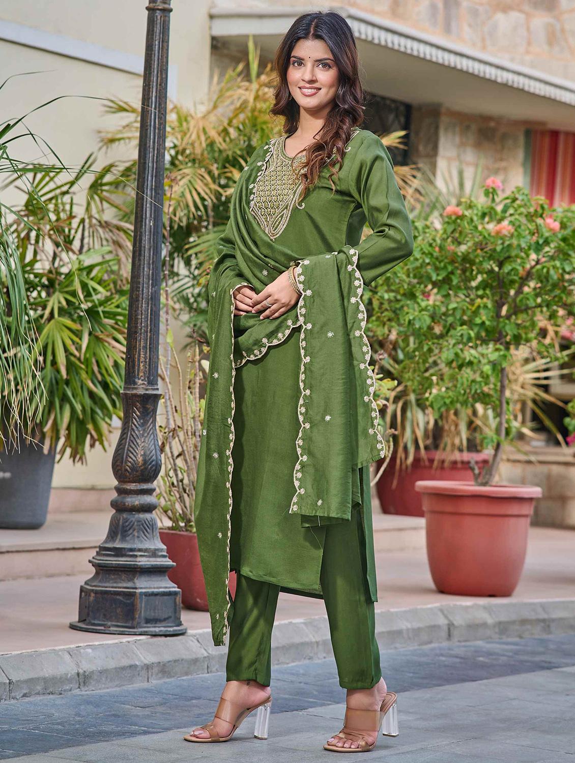 women three quarter sleeve kurta pant with dupatta set - 21987338 - Standard Image - 4