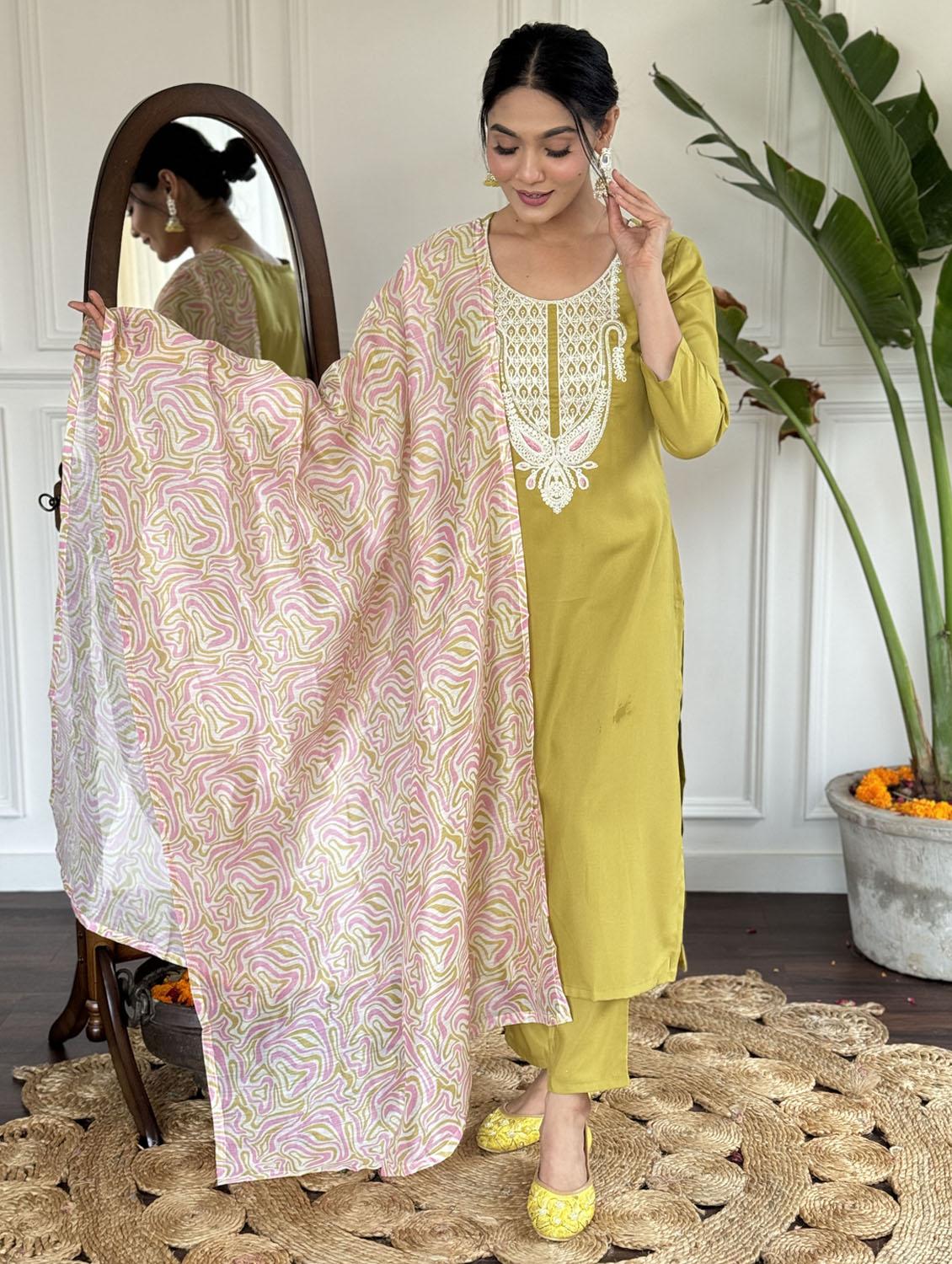 women three quarter sleeve kurta pant with dupatta set - 21987350 -  Zoom Image - 0