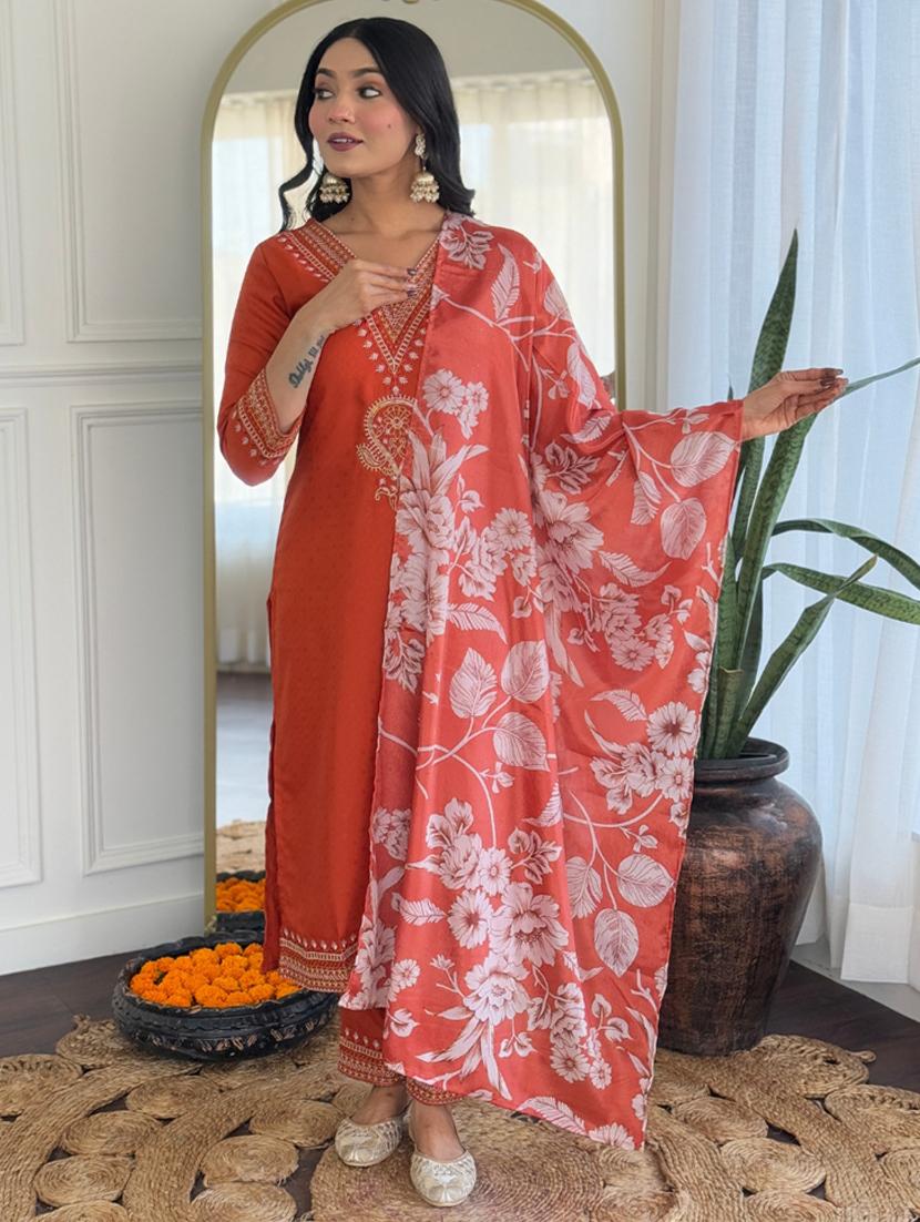 women three quarter sleeve kurta pant with dupatta set - 21987356 -  Standard Image - 1