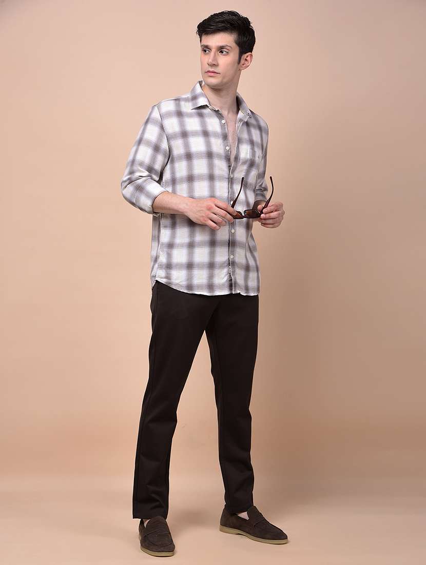 men checkered long sleeve slim fit casual shirt - 21987464 -  Standard Image - 4