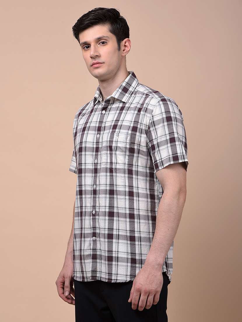 Men Checkered Short Sleeve Slim Fit Casual Shirt - 21987502 -  Standard Image - 1