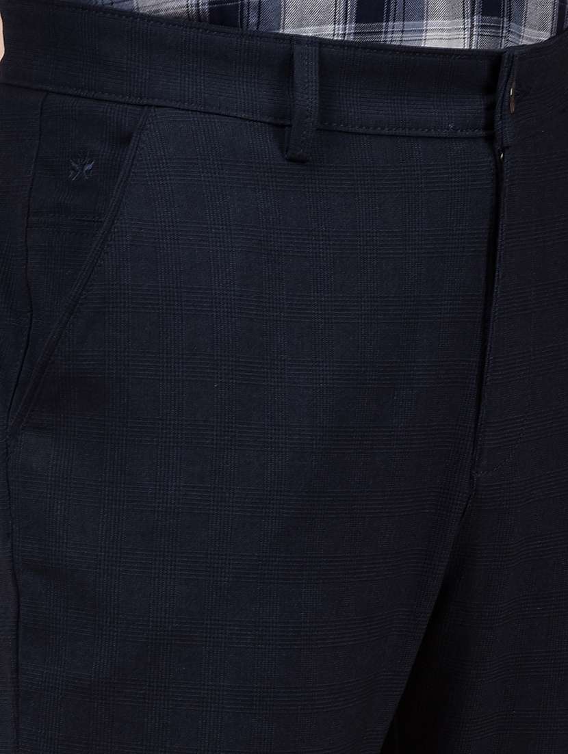 Men Checkered Mid Rise Flat Front Casual Chinos - 21987532 -  Standard Image - 6