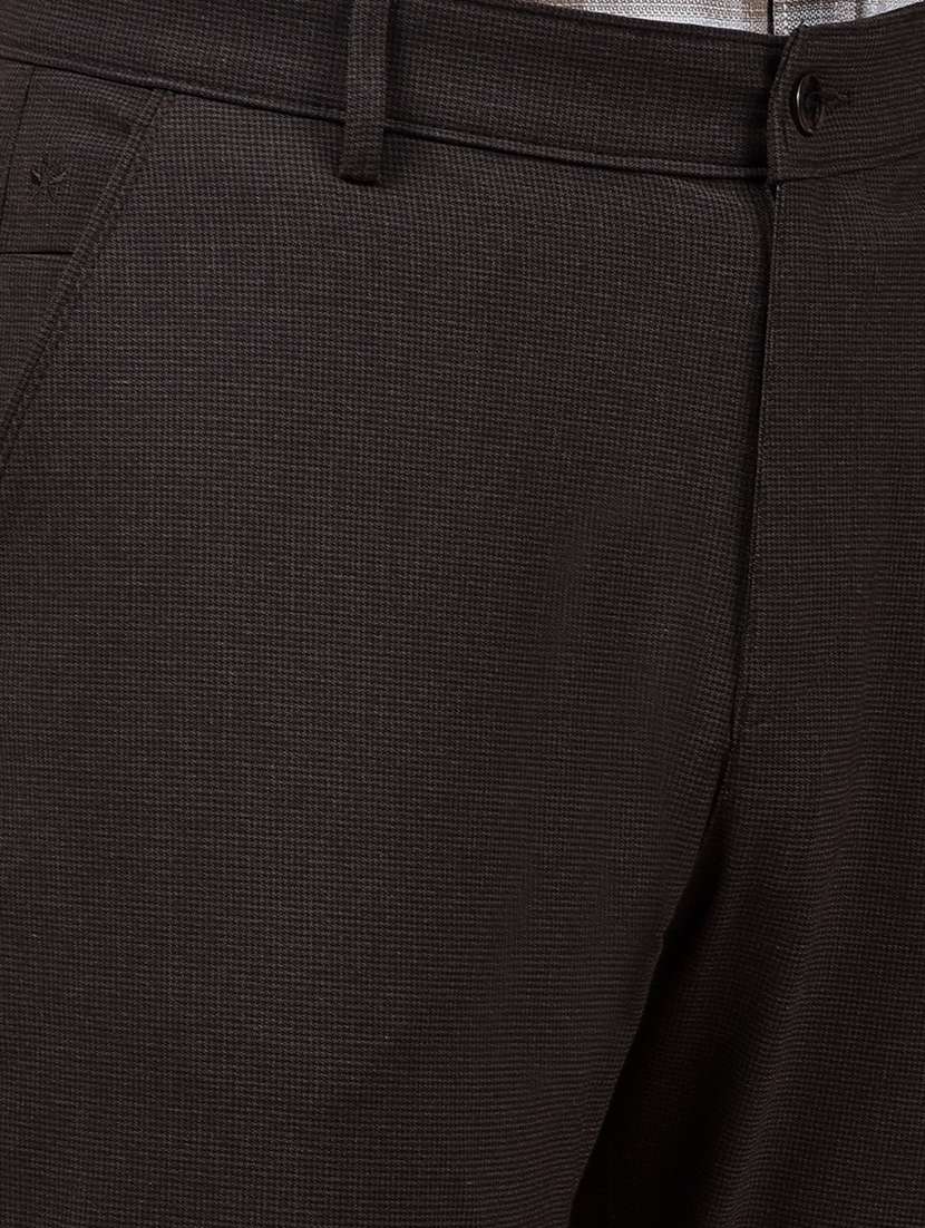 men solid mid rise flat front casual chinos  - 21987534 -  Standard Image - 6