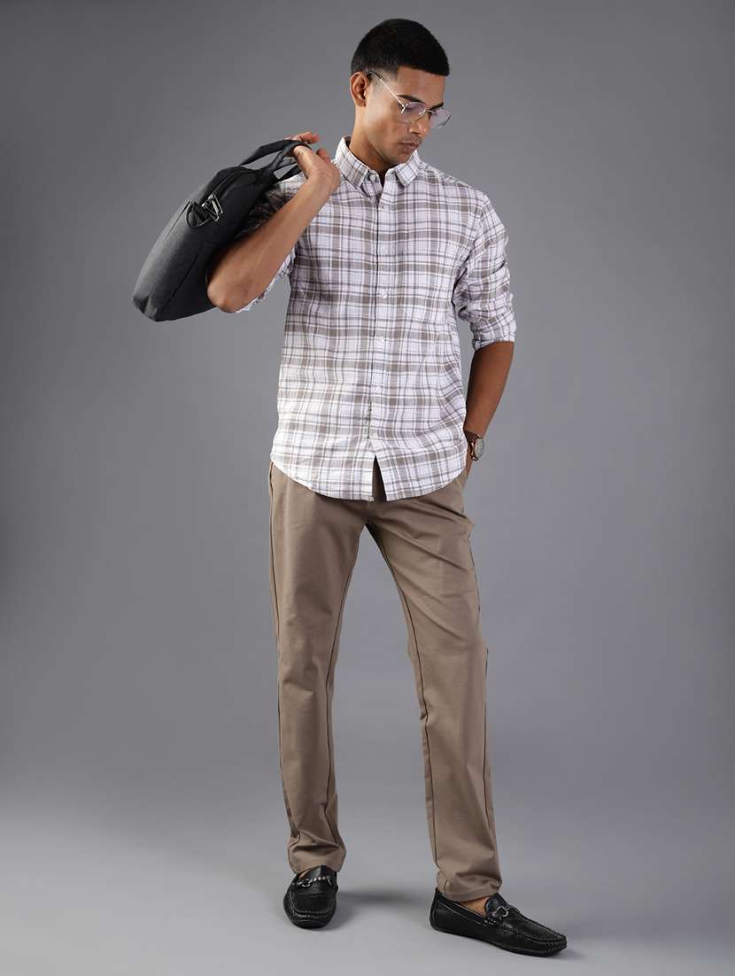 men solid mid rise casual chinos - 21987889 -  Standard Image - 4