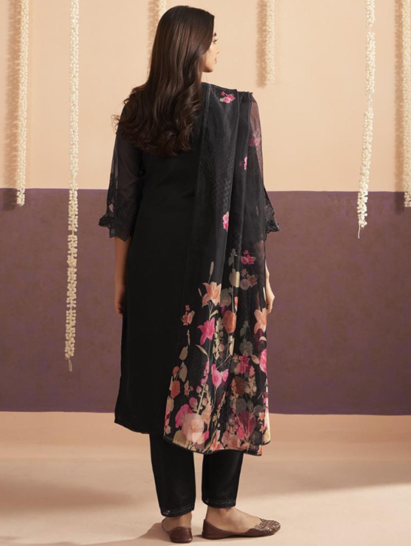 women three quarter sleeve kurta pant with dupatta set - 21987928 -  Standard Image - 1