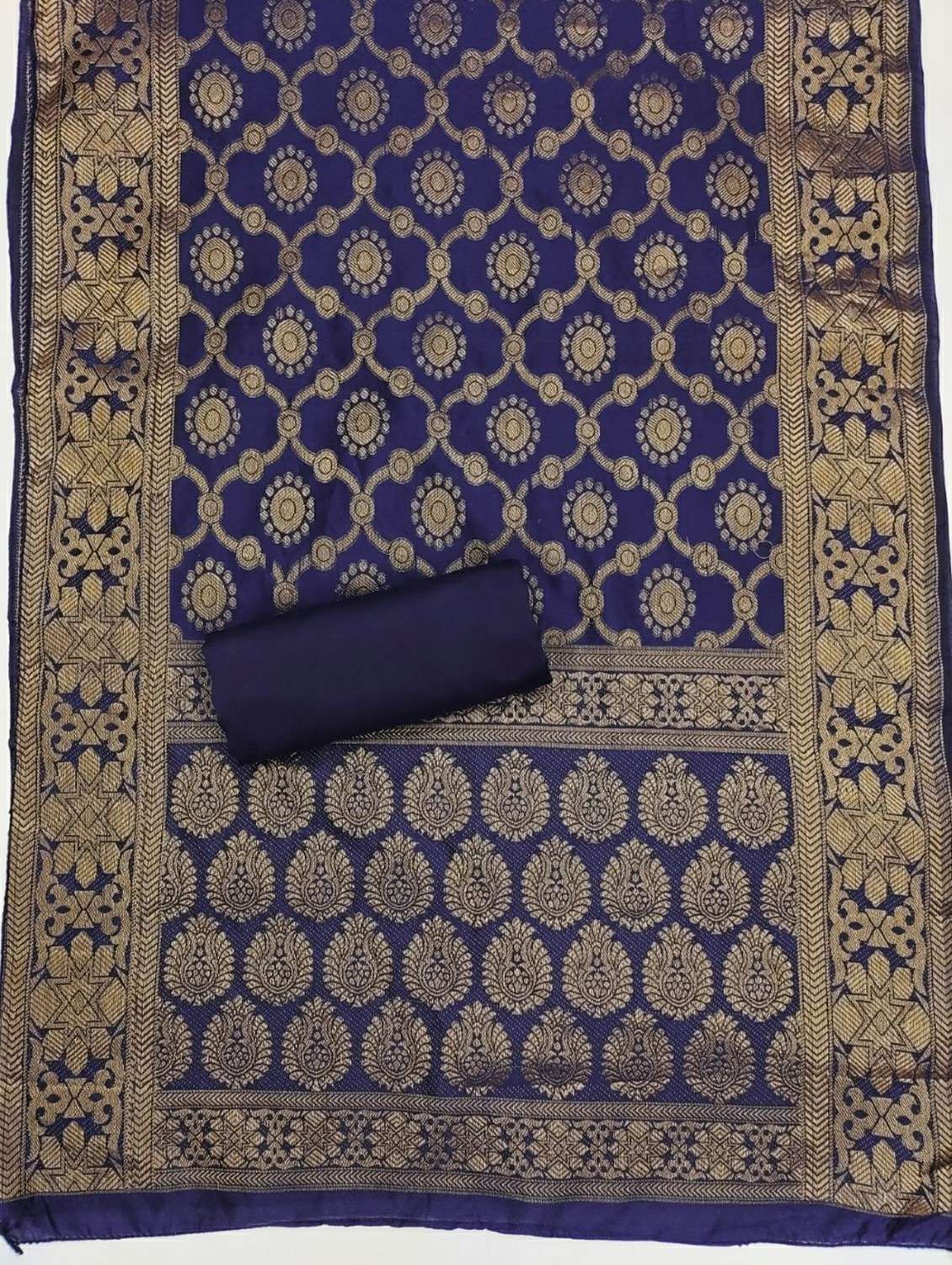 women self design embroidered unstitched suit set - 21987995 -  Standard Image - 4