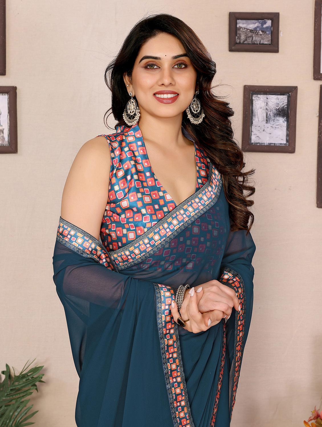 women solid with bordered saree with blouse - 21988138 - Standard Image - 4