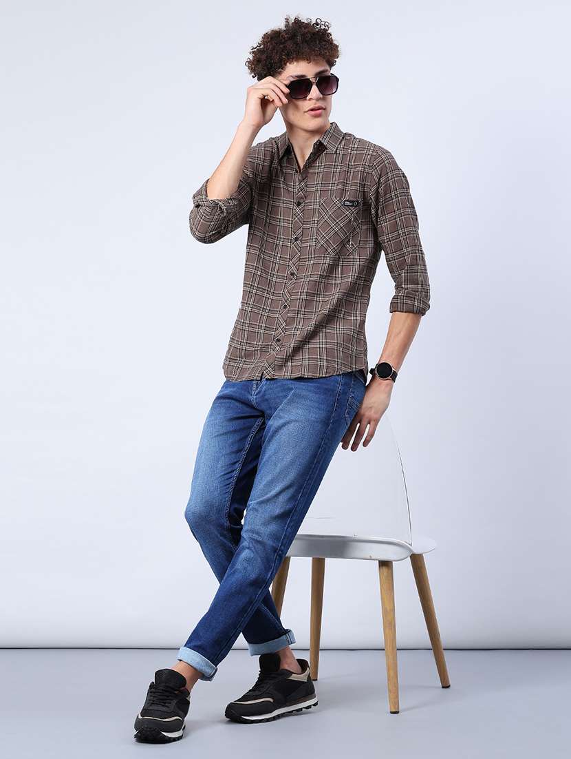 men washed mid rise full length jeans - 21988356 -  Standard Image - 4