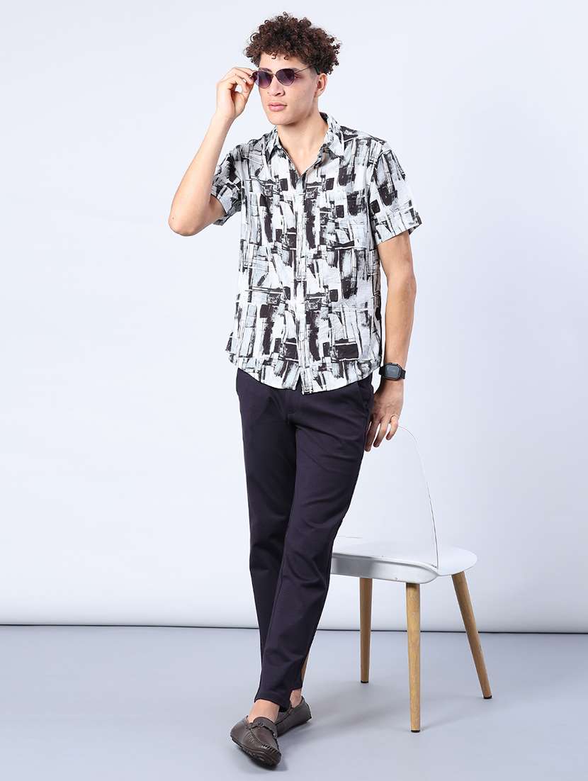 men printed short sleeve regular fit casual shirt - 21988493 -  Standard Image - 4