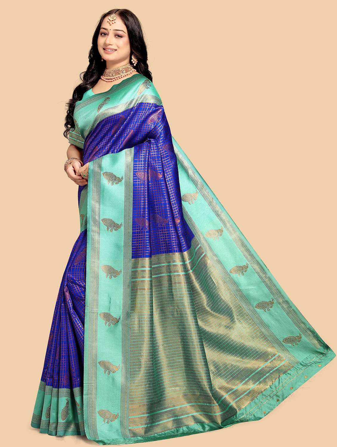 women self design banarasi saree with blouse