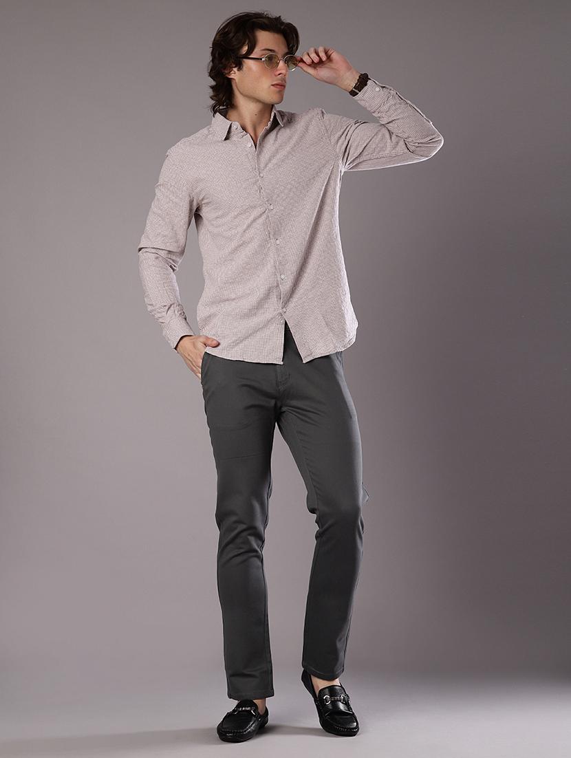 men solid mid rise straight fit chinos - 21989722 - Standard Image - 4