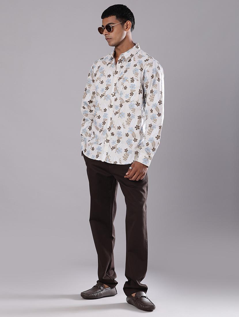 men solid mid rise straight fit chinos - 21989724 - Standard Image - 4