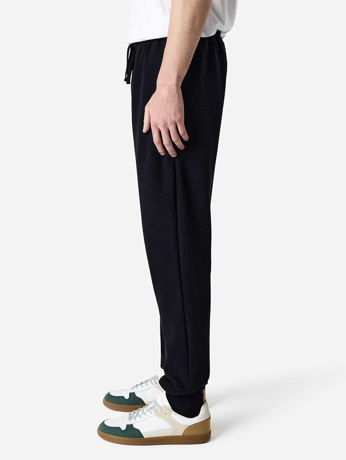 men black solid relaxed fit jogger - 21991072 -  Standard Image - 1