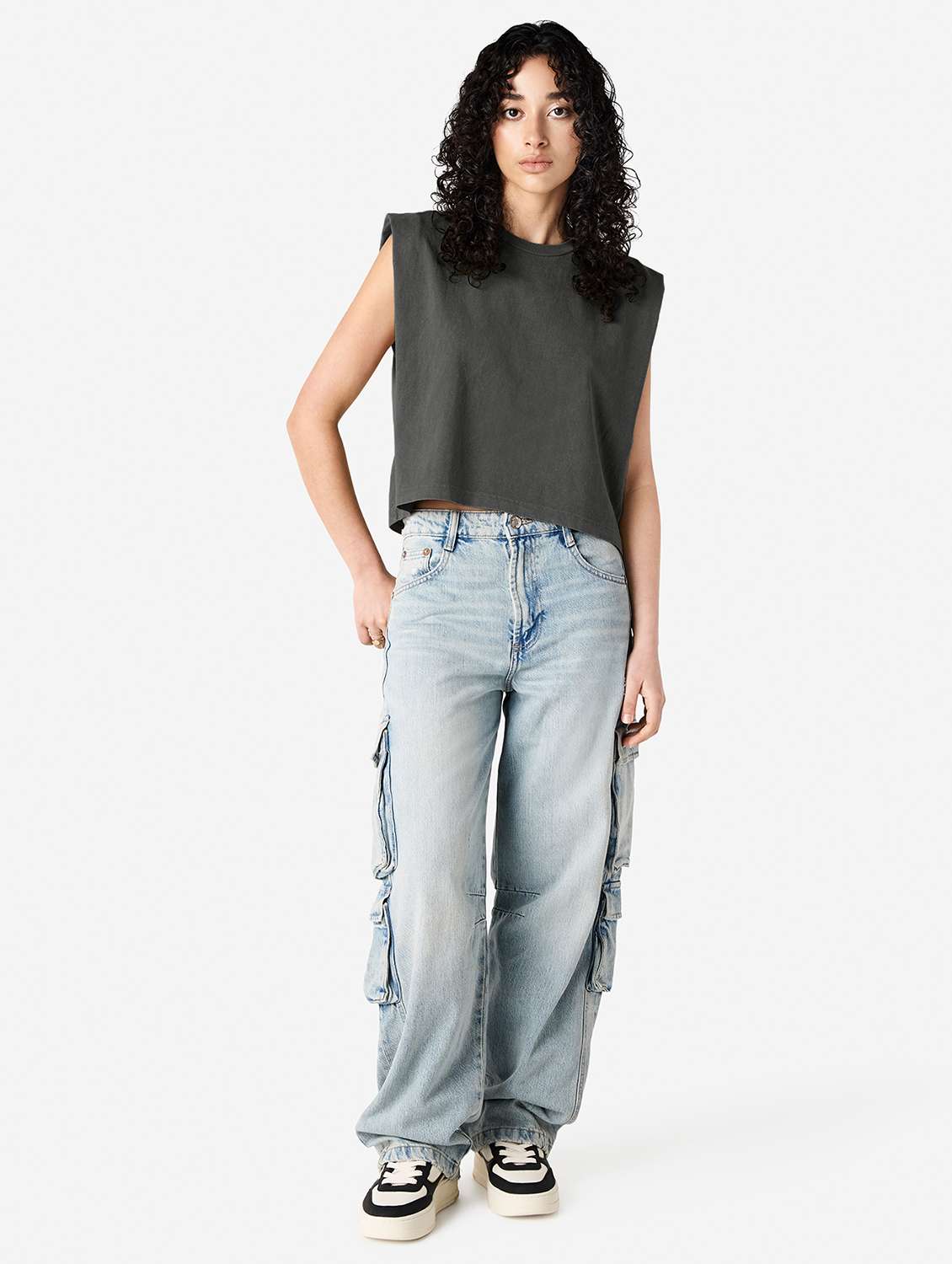 women solid sleeveless boxy t-shirt - 21991083 -  Standard Image - 4