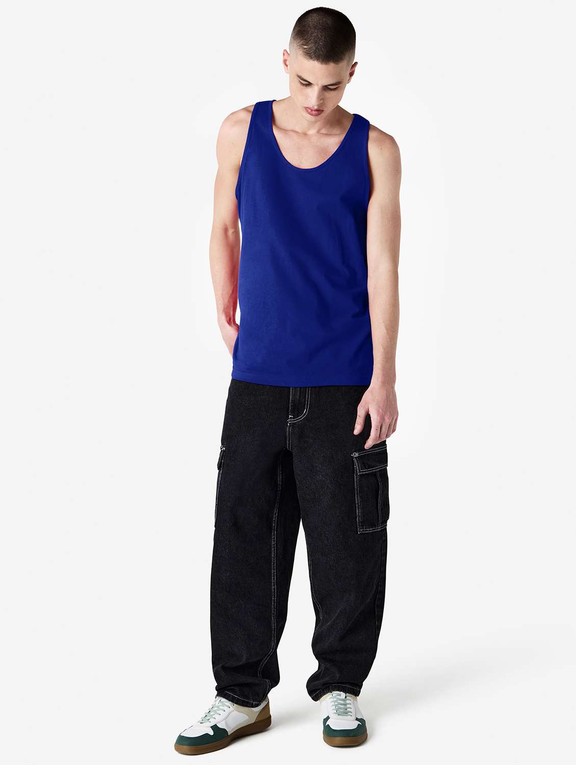 men solid scoop neck vest - 21991087 -  Standard Image - 4