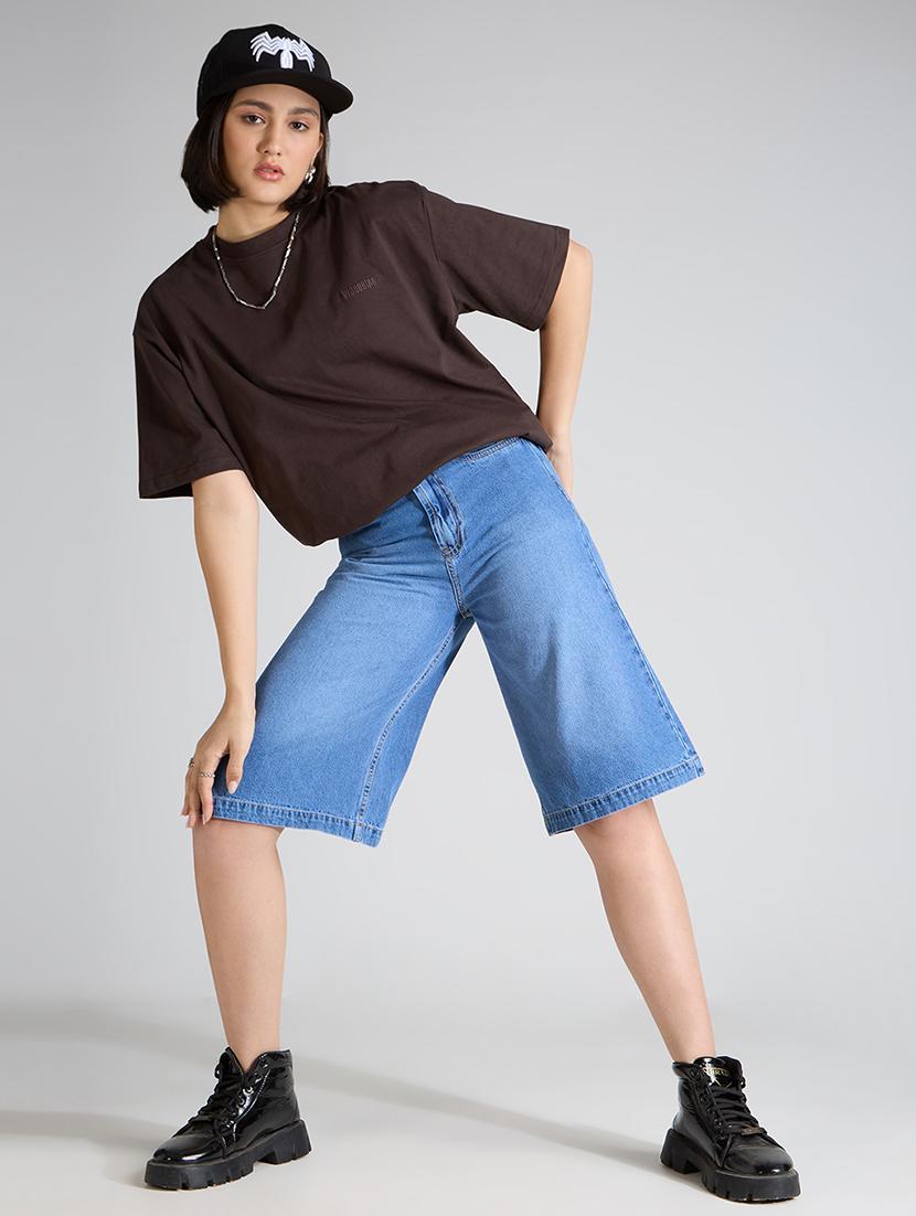 women solid high rise denim bermuda short - 21991220 - Standard Image - 4