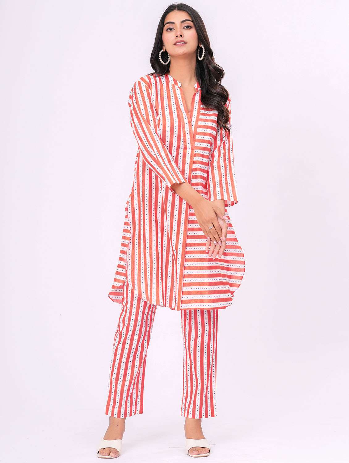 women striped long sleeve ethnic co-ord set - 21991262 - Standard Image - 4
