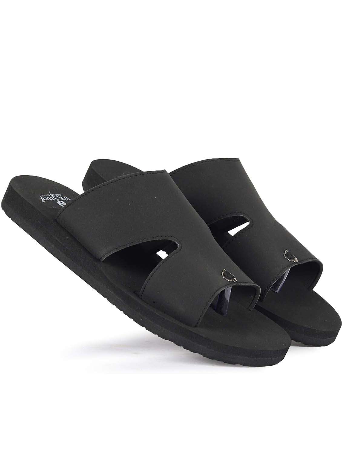 men toe separator diabetic and orthopedic flip flop - 21991452 -  Standard Image - 1