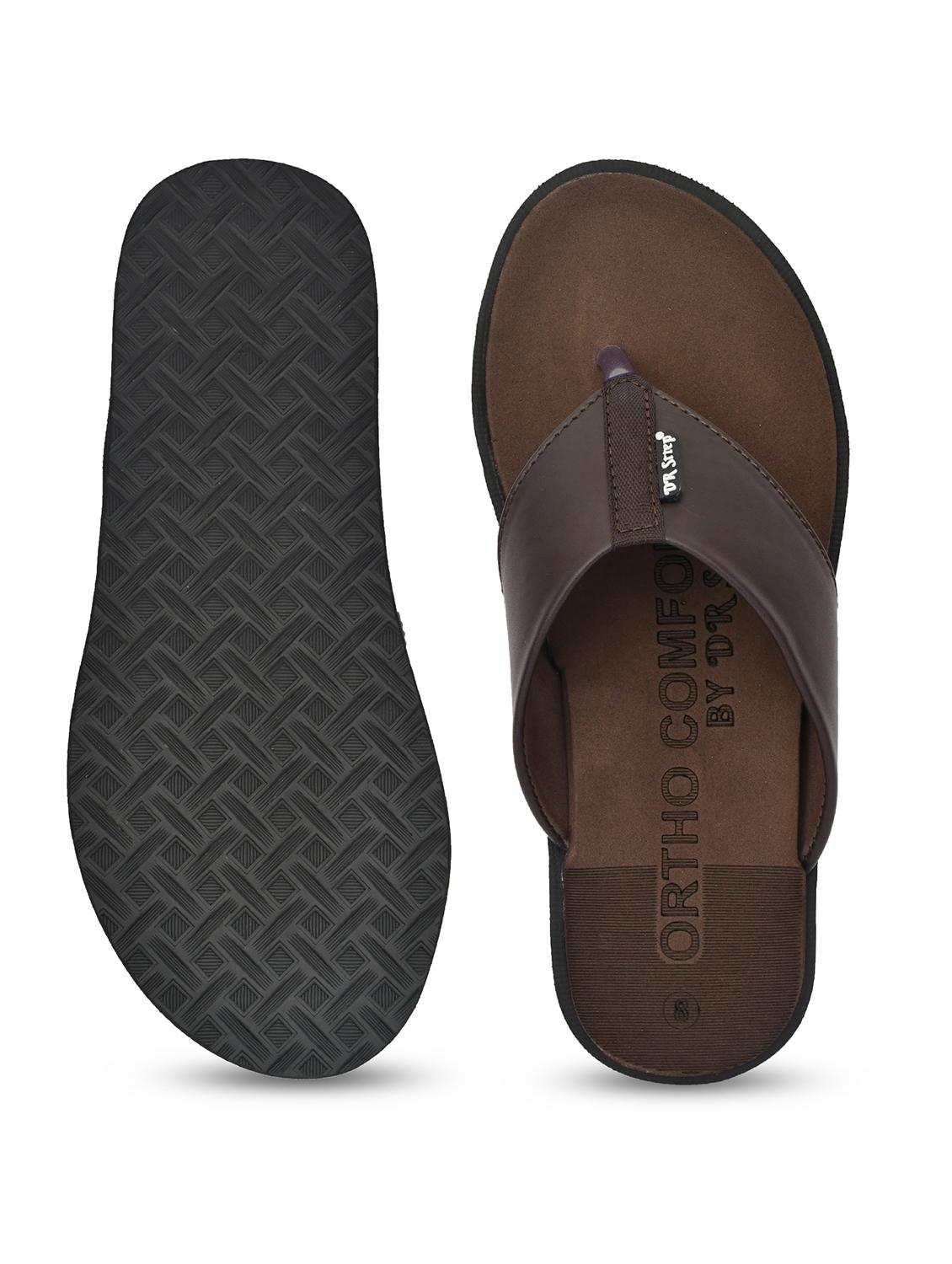 men toe separator diabetic and orthopedic flip flop - 21991489 - Standard Image - 4
