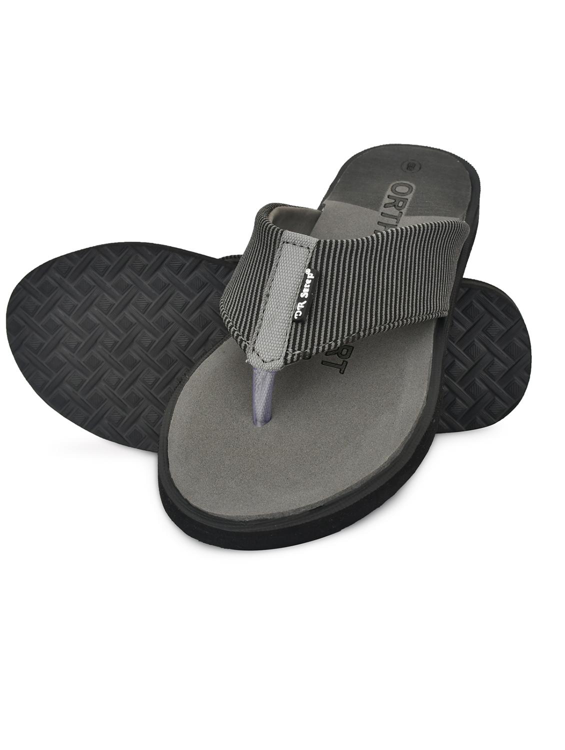 men toe separator diabetic and orthopedic slipper - 21991494 - Standard Image - 4