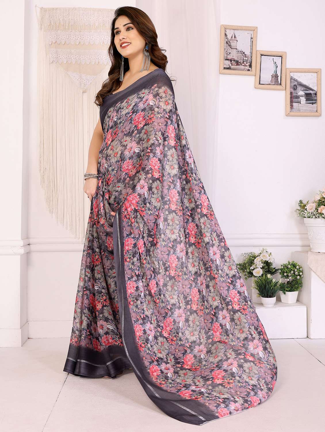 women floral printed saree with blouse - 21991636 -  Standard Image - 1