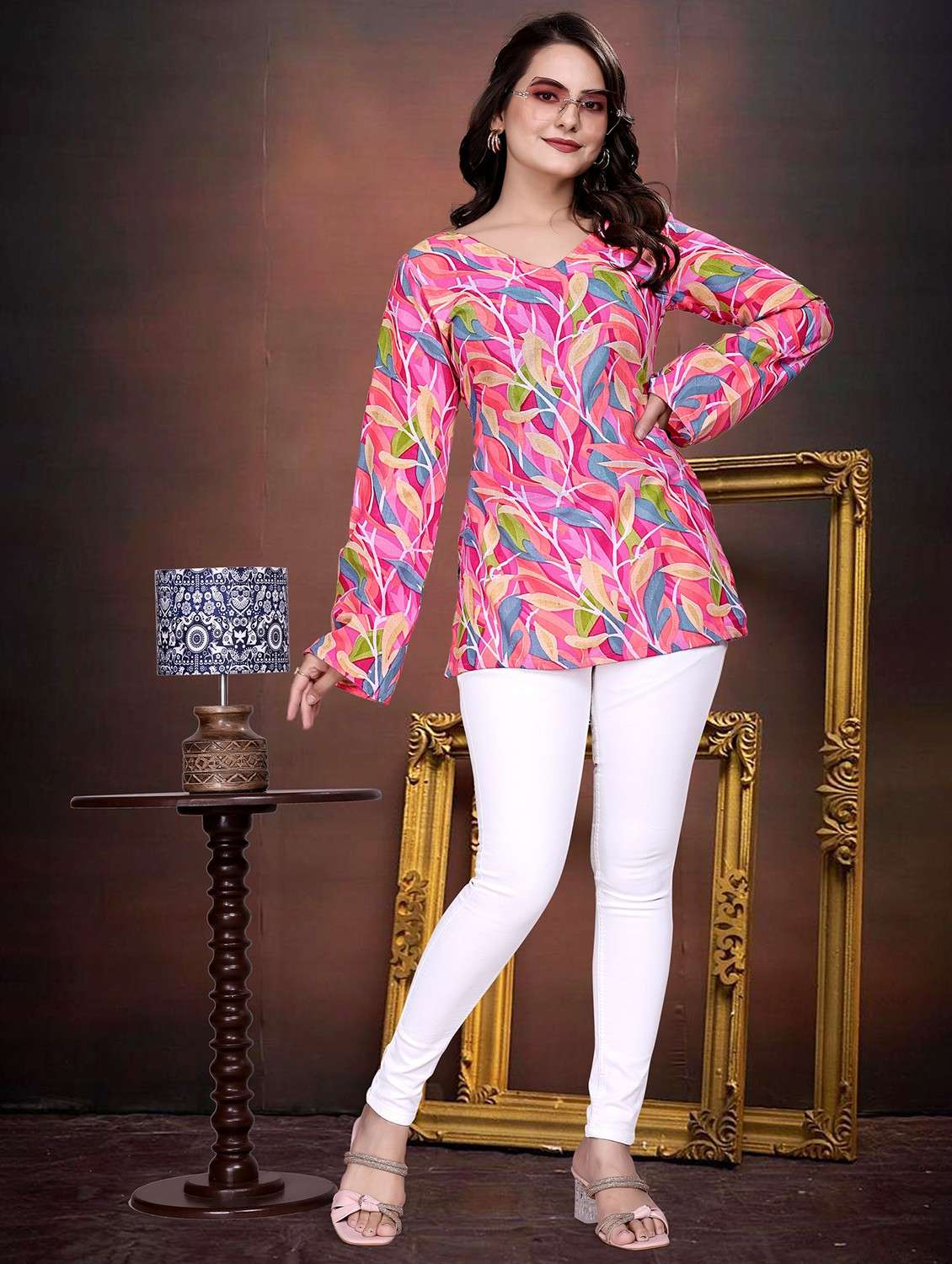 women printed bell sleeve straighgt kurti - 21991803 -  Standard Image - 4