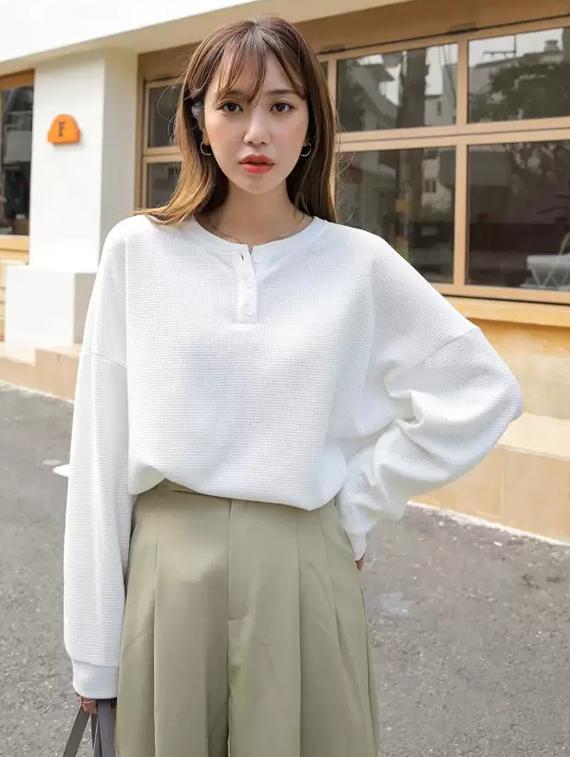 women solid long sleeve loose fit winter top - 21992413 - Zoom Image - 0