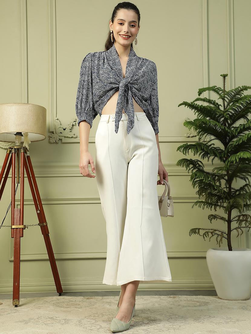 women abstract print puff sleeve tie-up crop trop - 21992531 - Standard Image - 4